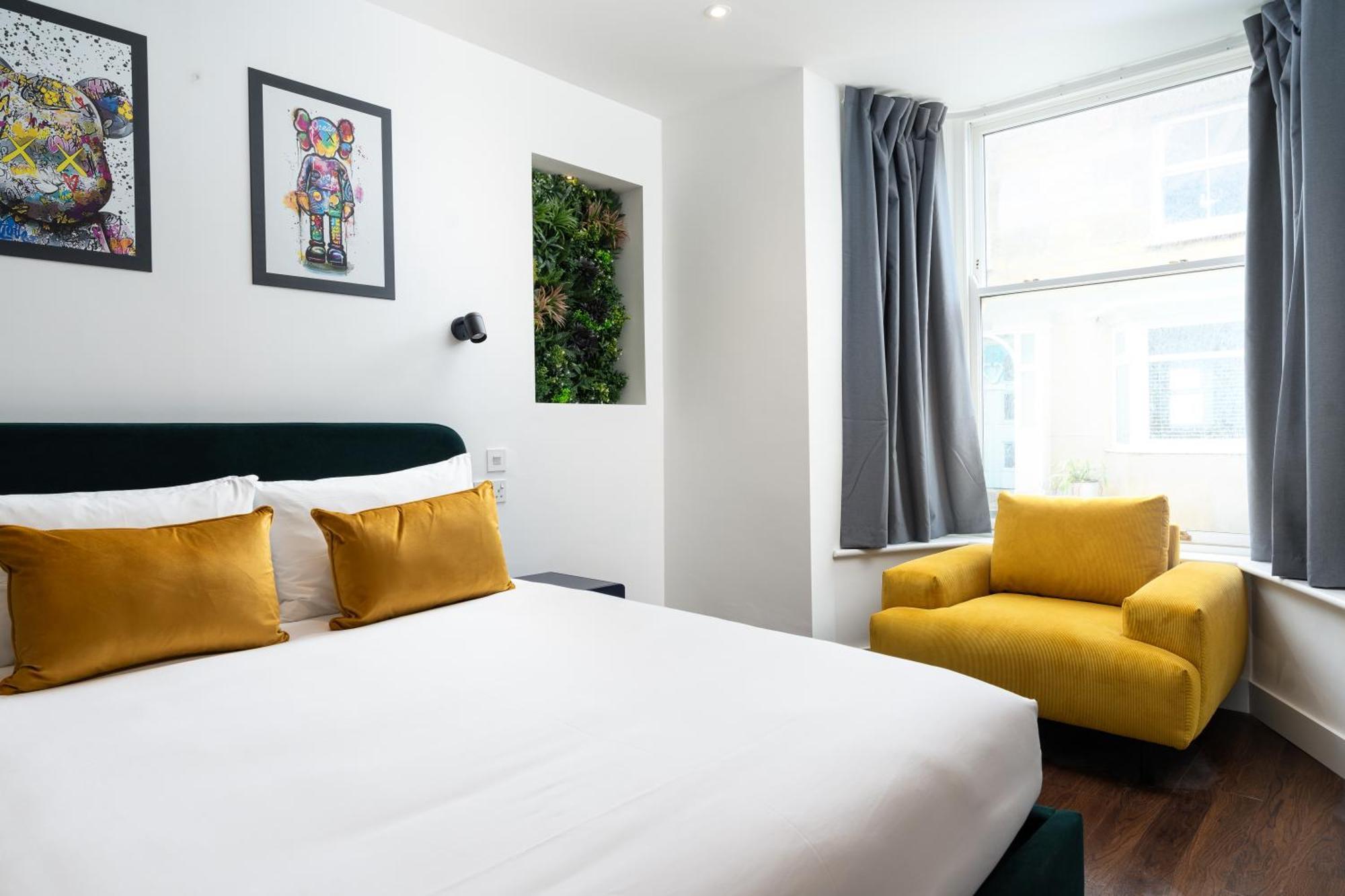 Room 1, Hotel Style Double Bedroom In มาราไซออน ภายนอก รูปภาพ
