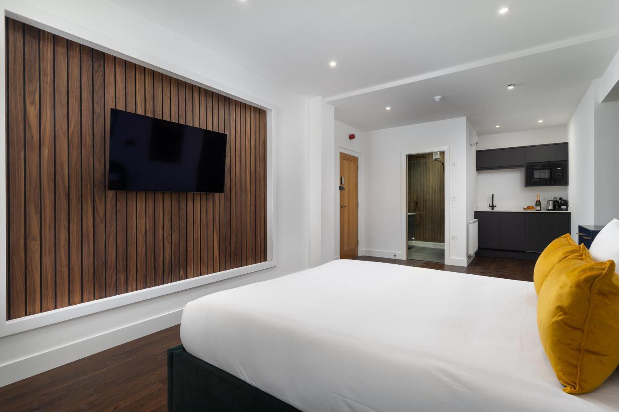 Room 1, Hotel Style Double Bedroom In มาราไซออน ภายนอก รูปภาพ